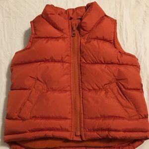 Old Navy puffer vest size 12/18 months